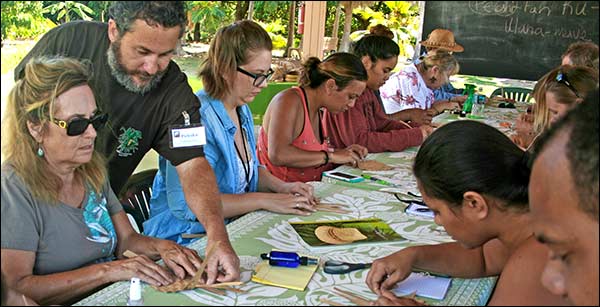 Moena Ulana (Lau Hala Mat Weaving) Workshop Series with Pohaku Kaho‘ohanohano @ Maui Nui Botanical Gardens