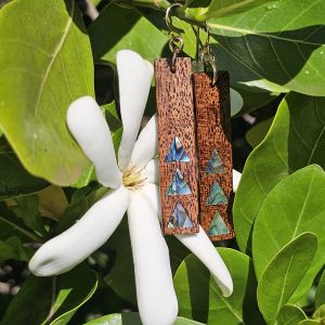 Kalai Laau LLC earring